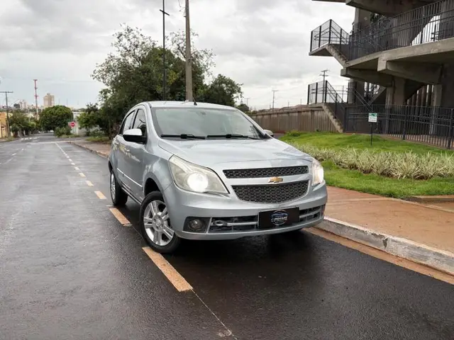 Carro Chevrolet Agile 2011 LT 1.4 8V (Flex)