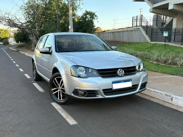 Carro Volkswagen Golf 2013 Sportline 1.6 (Flex)