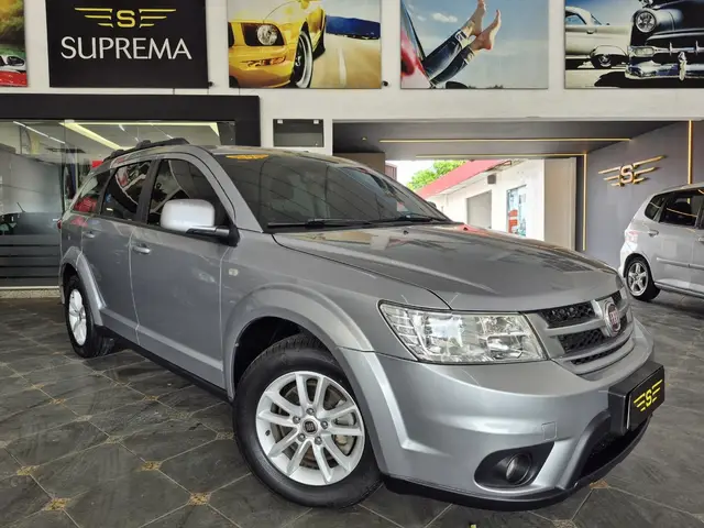 Carro Fiat Freemont 2015 2.4 16V Precision (Aut)