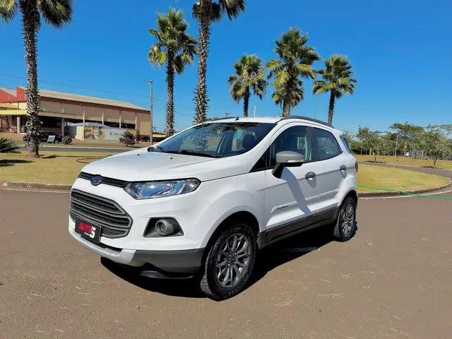Carro Ford EcoSport 2017 Ecosport Freestyle Plus 1.6 16V Powershift (Flex)