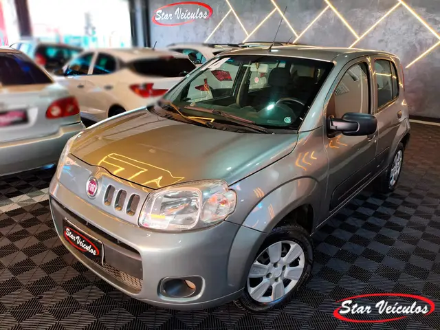 Carro Fiat Uno 2014 Vivace 1.0 8V (Flex) 4p