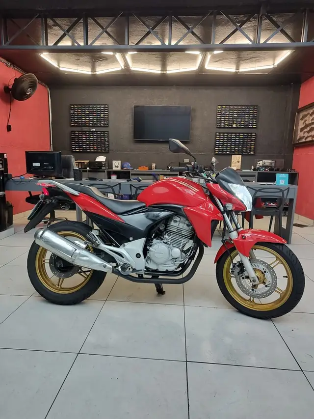 Moto Honda CB 300R 2015 (ABS)