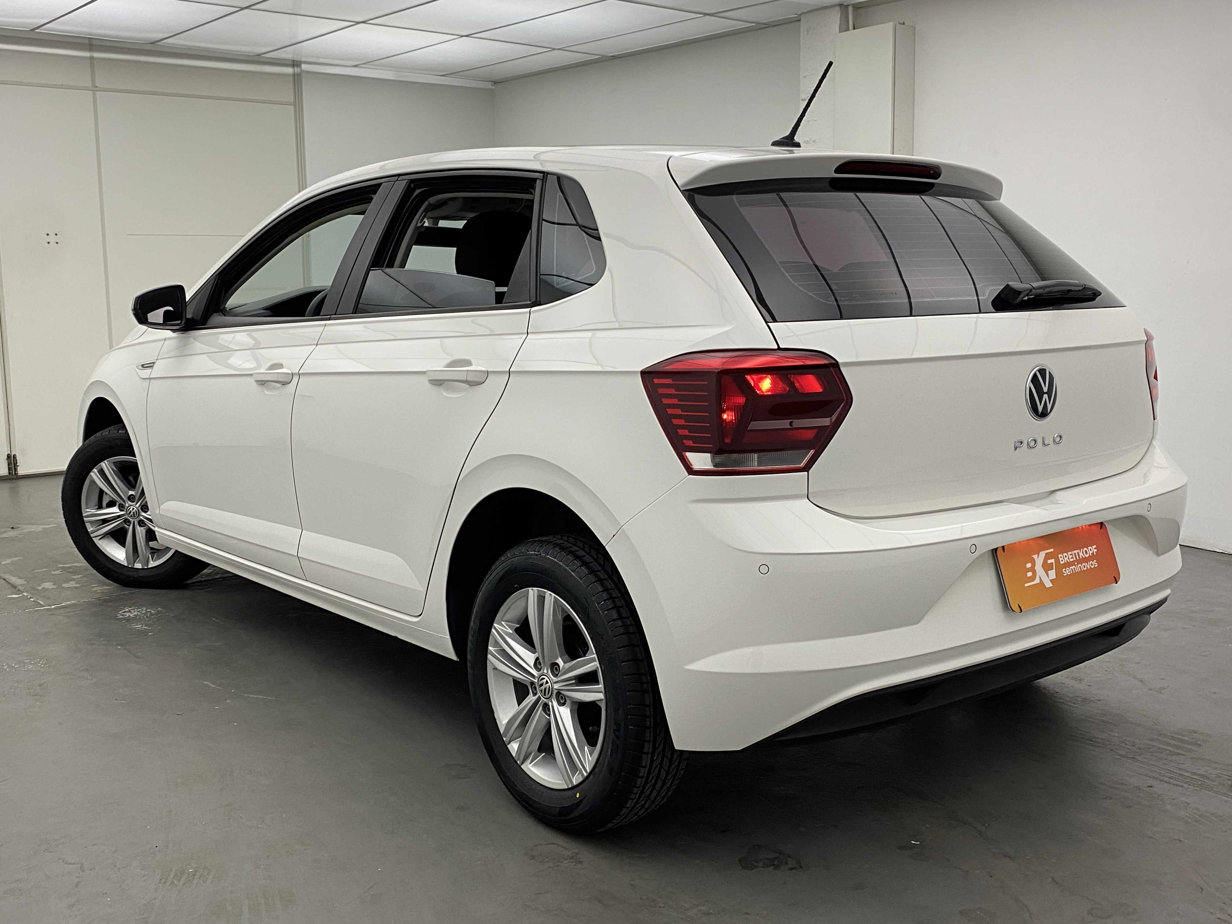 vw - volkswagen polo 1.0 (flex)