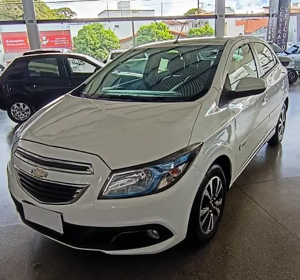 Carro Chevrolet Onix 2015 1.4 LTZ SPE/4