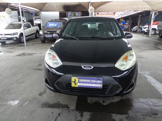 Carro Ford Fiesta Hatch 2011 1.0 (Flex)