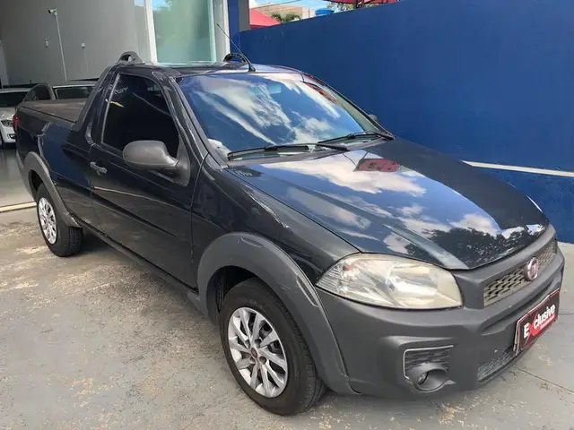 Carro Fiat Strada 2014 Working 1.4 (Flex)