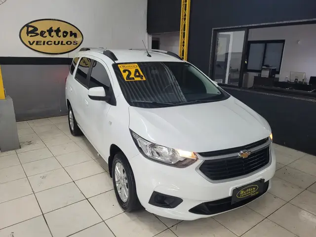 Carro Chevrolet Spin 2024 LT 1.8 (Aut.)