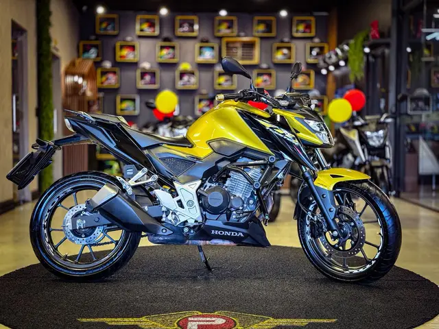 Moto Honda CB 300F Twister 2023 (ABS)