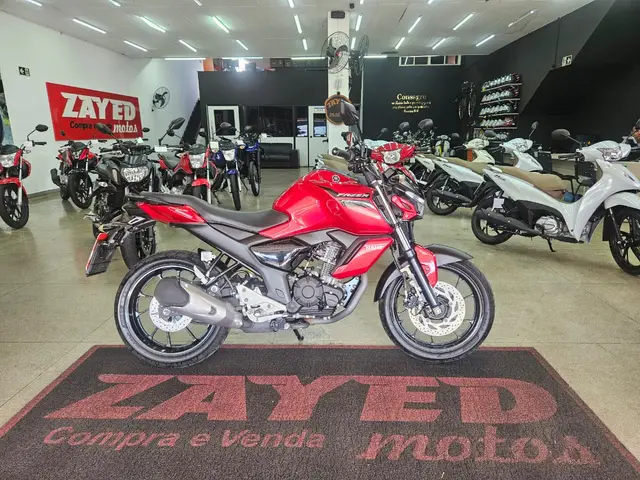 Moto Yamaha Fazer FZ15 2024 ABS