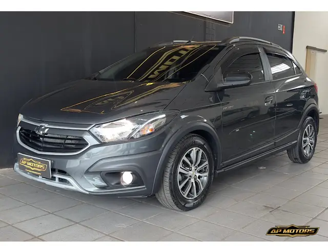 Carro Chevrolet Onix 2017 1.4 Activ SPE/4