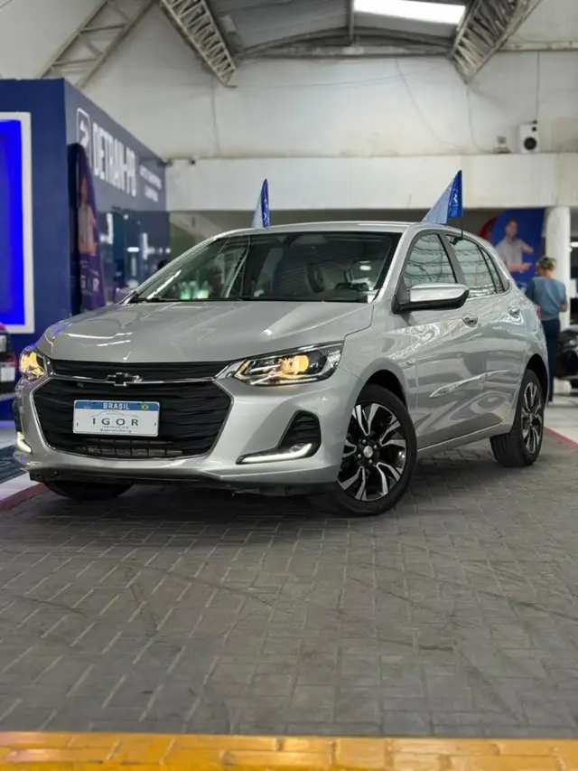 Carro Chevrolet Onix 2023 Premier 1.0 Turbo (Aut.)