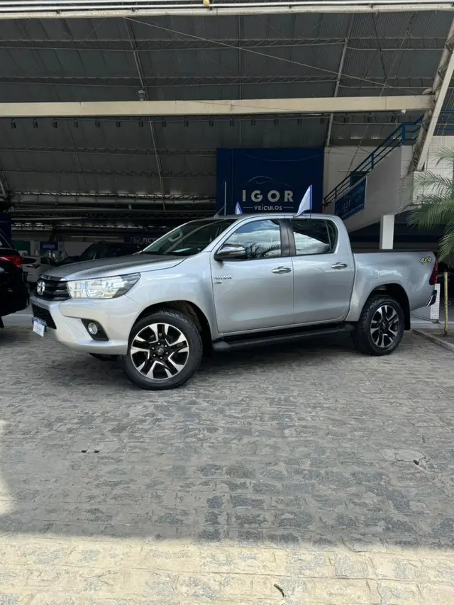 Carro Toyota Hilux Cabine Dupla 2018 Hilux 2.7 SRV CD 4x4 (Flex) (Aut)