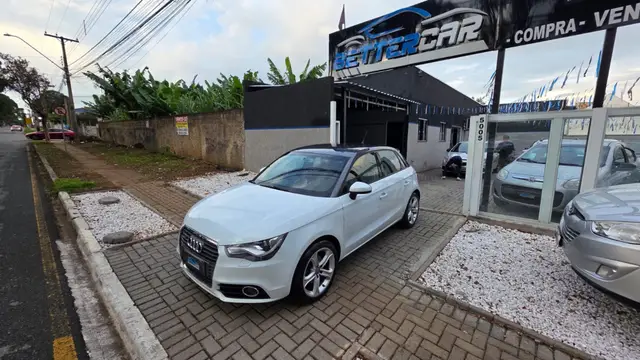 Carro Audi A1 2013 1.4 TFSI Attraction S Tronic