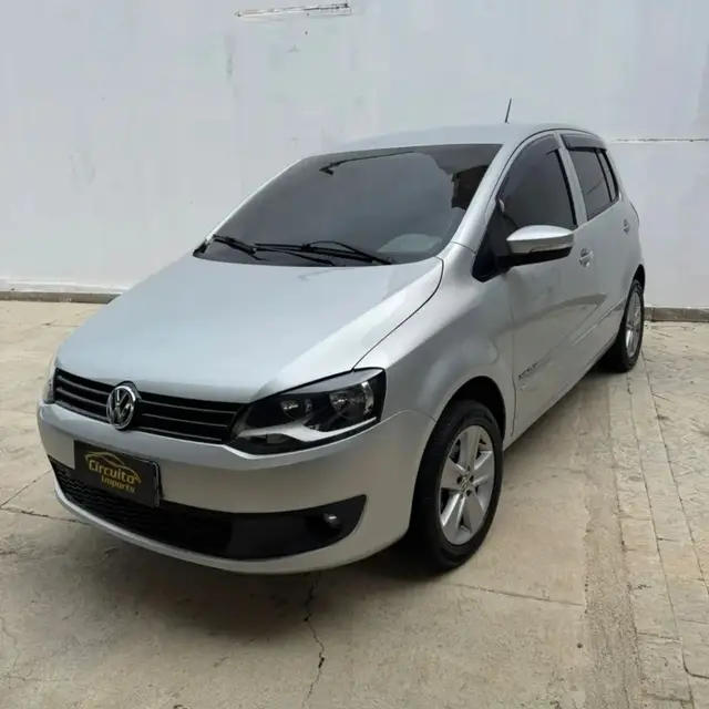 Carro Volkswagen Fox 2012 1.6 VHT (Flex)
