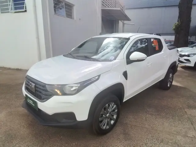 Carro Fiat Strada 2023 Freedom 1.3 CD (Flex)