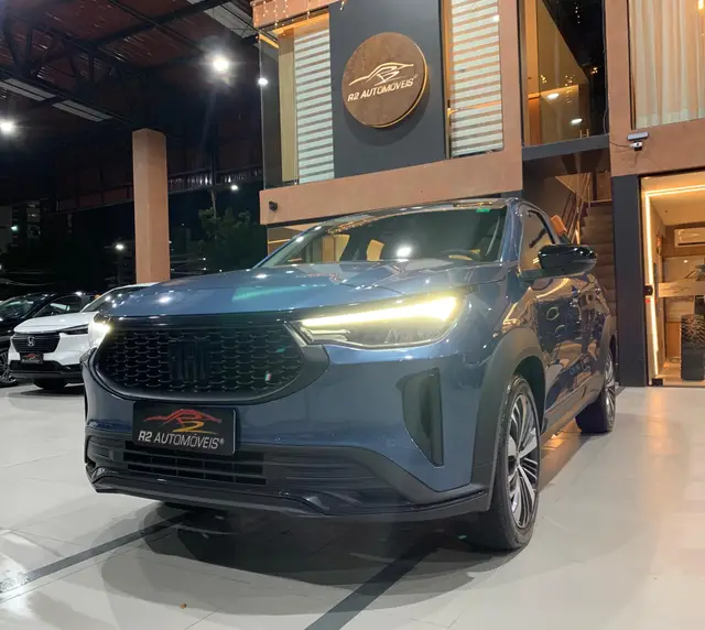 Carro Fiat Fastback 2025 Audace T200 Hybrid