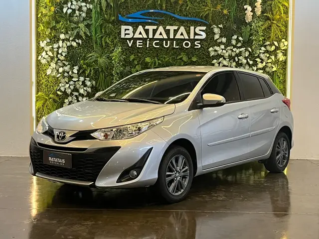 Carro Toyota Yaris 2021 1.5 XL Plus Connect CVT (Flex)