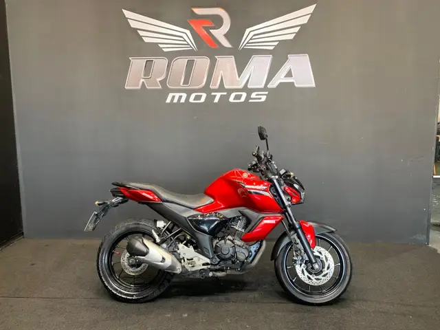 Moto Yamaha Fazer FZ15 2025 Connected