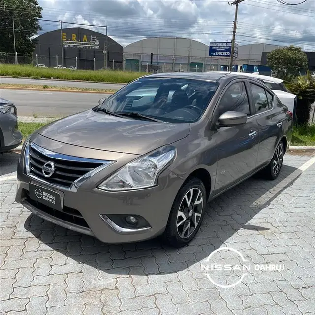 Carro Nissan Versa 2016 1.6 16V Unique (Flex)