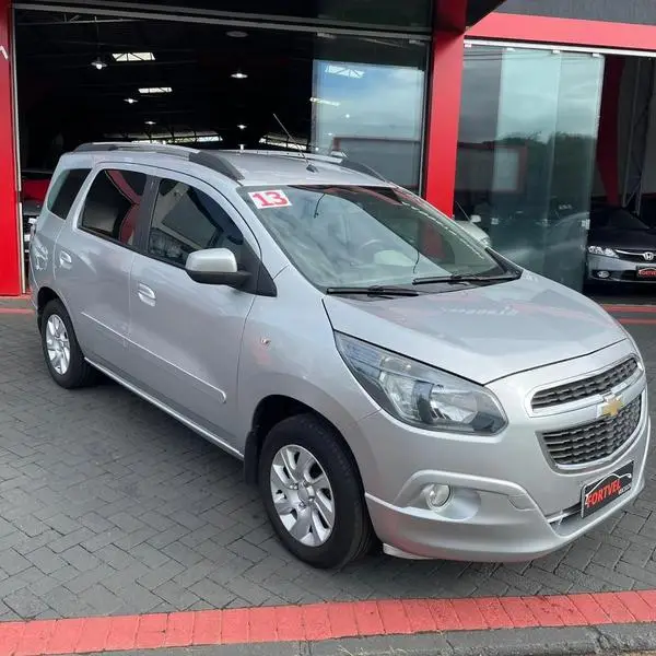 Carro Chevrolet Spin 2013 LS 5S 1.8 (Flex)