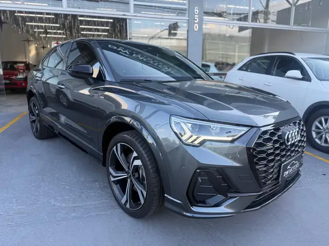 Carro Audi Q3 2024 Performance 2.0 TFSI Tiptr. Quattro