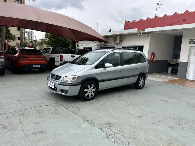 Carro Chevrolet Zafira 2012 Elite 2.0 (Flex)