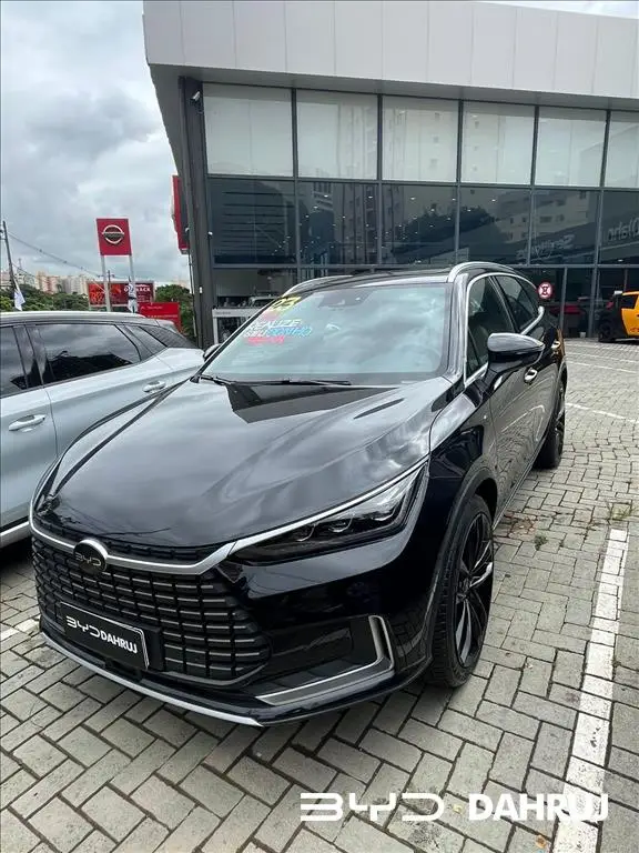Carro BYD Tan 2023 EV
