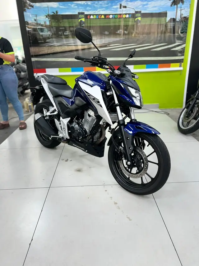 Moto Honda CB 300F Twister 2026 ABS