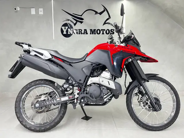 Moto Yamaha XTZ 250 Lander 2025 Connected