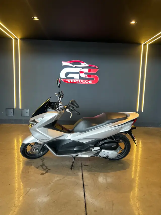 Moto Honda PCX 150 2018 DLX