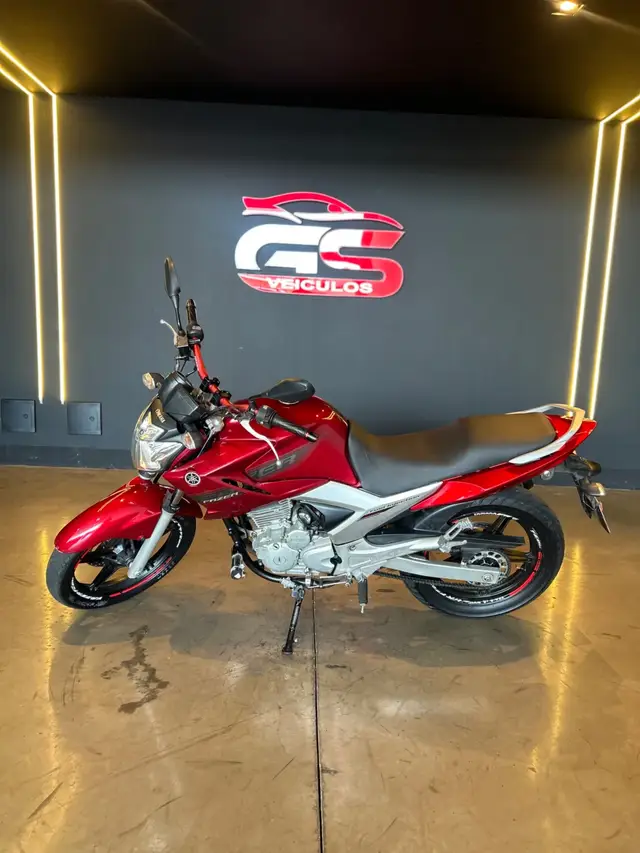 Moto Yamaha YS 250 Fazer 2011 250cc