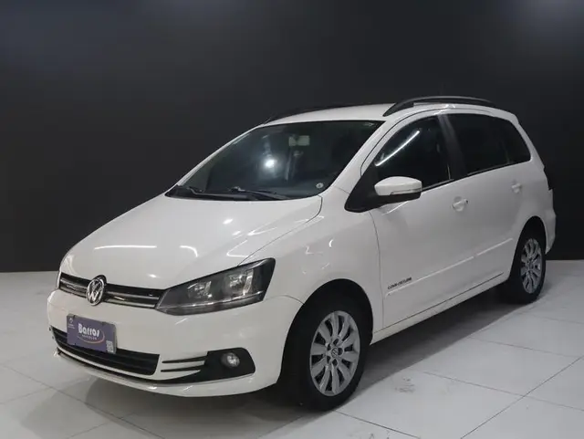 Carro Volkswagen SpaceFox 2016 1.6 VHT Comfortline (Flex)