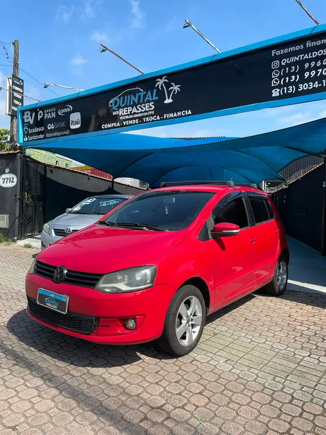 Carro Volkswagen Fox 2013 1.0 VHT (Flex) 4p