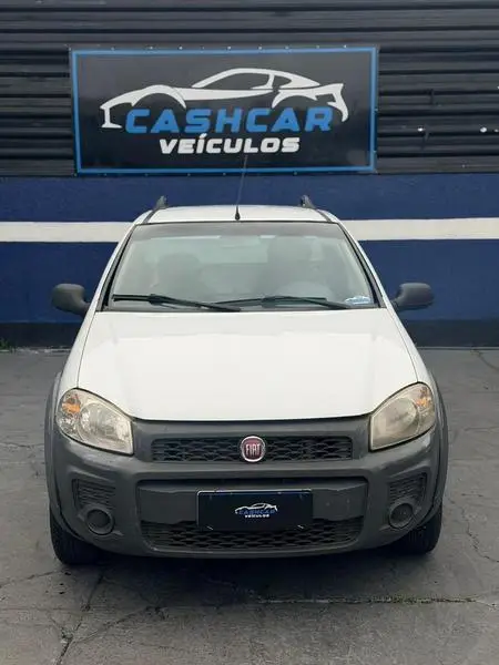 Carro Fiat Strada 2016 Working 1.4 (Flex)