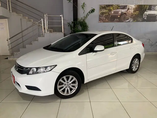 Carro Honda Civic 2016 LXS 1.8 i-VTEC (Aut) (Flex)