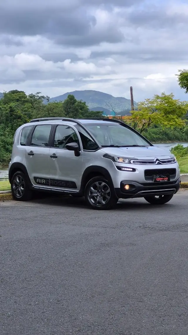 Carro Citroën Aircross 2016 Feel 1.6 16V (Flex)