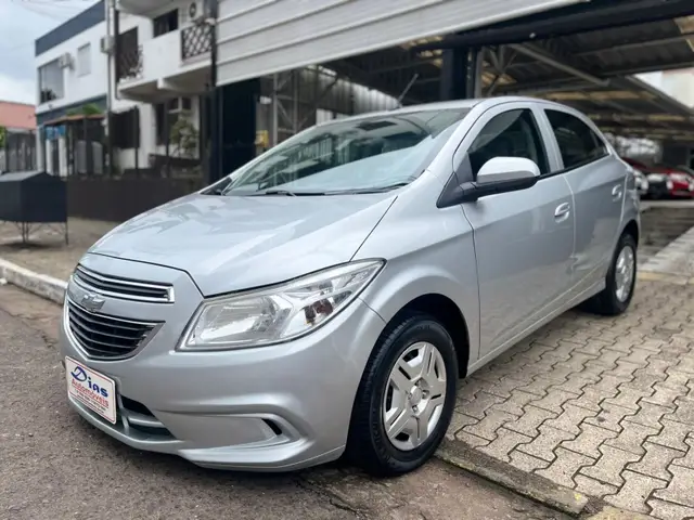 Carro Chevrolet Onix 2015 1.0 LT SPE/4