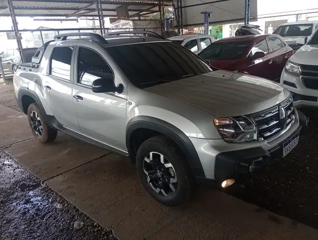 Carro Renault Oroch 2023 Outsider 1.3 TCe (Flex) (Aut.)