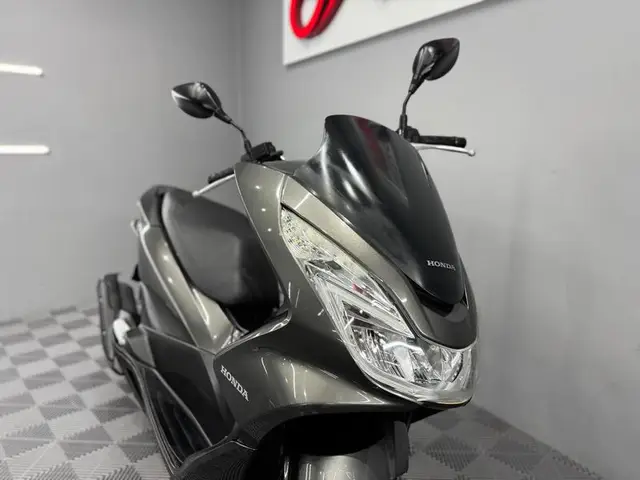 Moto Honda PCX 150 2017 DLX