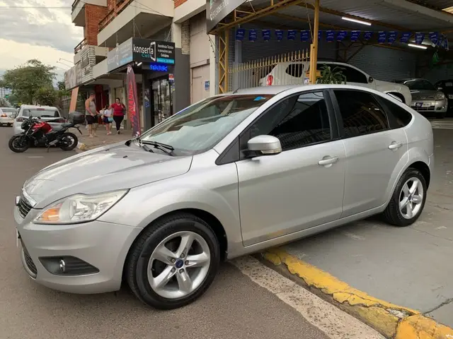 Carro Ford Focus Hatch 2013 GLX 1.6 16V (Flex)