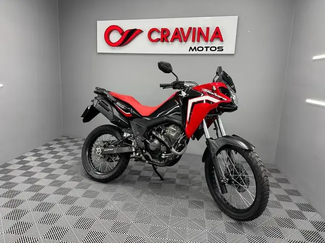 Moto Honda XRE 300 2024 Rally