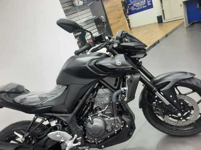Moto Yamaha MT-03 2026 Connected