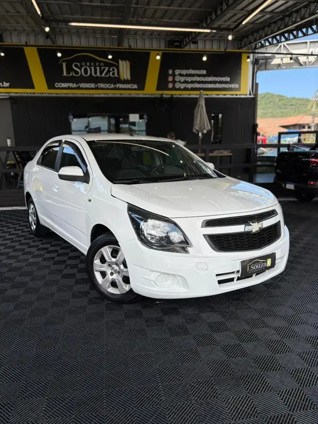 Carro Chevrolet Cobalt 2012 LT 1.4 8V (Flex)