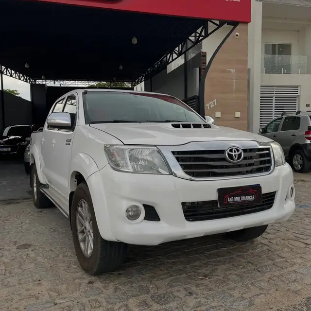 Carro Toyota Hilux Cabine Dupla 2013 Hilux 3.0 TDI 4x4 CD SRV
