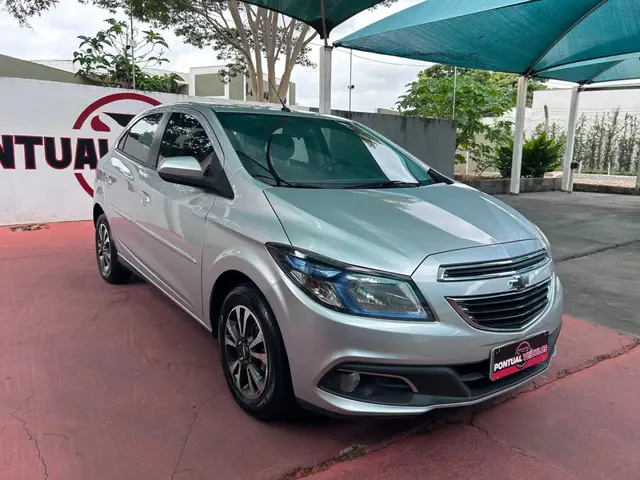 Carro Chevrolet Onix 2015 1.4 LTZ SPE/4