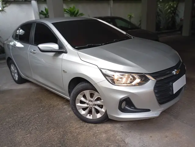 Carro Chevrolet Onix Plus 2020 1.0 LTZ Turbo Flex (Aut)