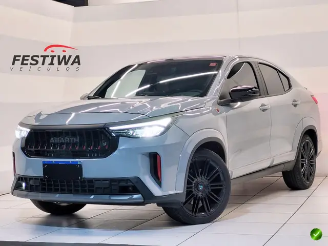 Carro Fiat Fastback 2026 Abarth T270