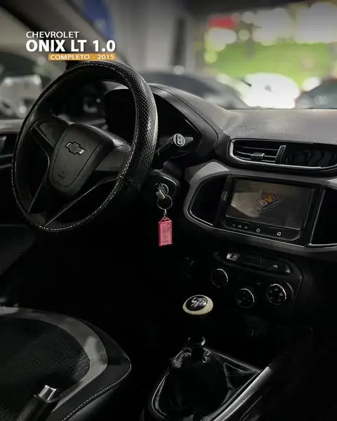 Carro Chevrolet Onix 2015 1.0 LT SPE/4