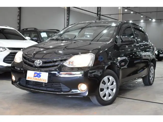 Carro Toyota Etios 2017 X 1.3 (Aut) (Flex)
