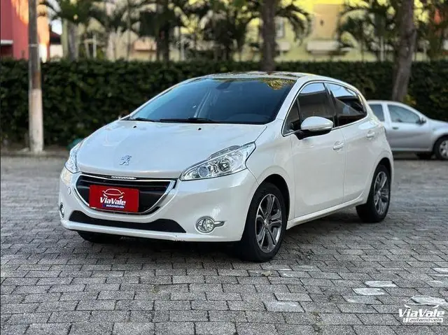 Carro Peugeot 208 2015 Griffe  1.6 16V (Flex) (Aut)